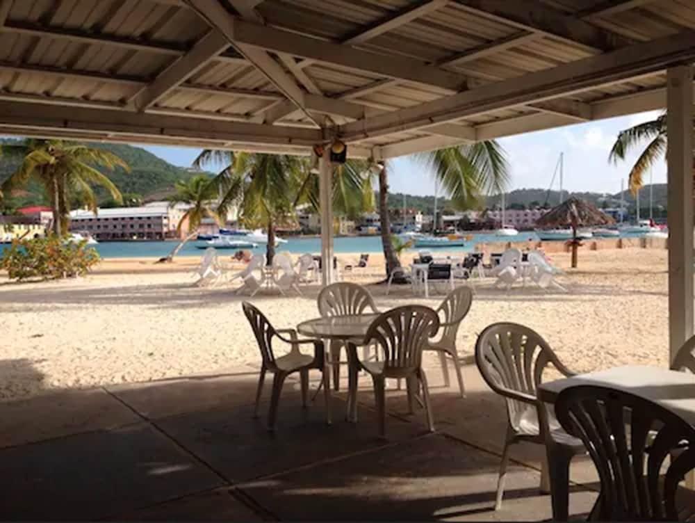 Hotel On The Cay Кристианстед Экстерьер фото