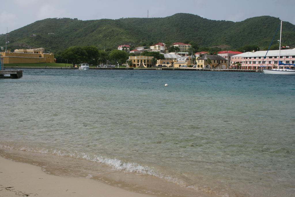 Hotel On The Cay Кристианстед Экстерьер фото